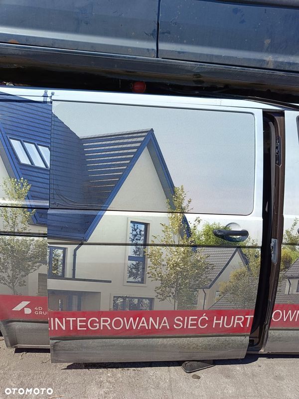 DRZWI PRAWE BOCZNE PRZESUWNE BOCZNE VW T5 T6 - 1