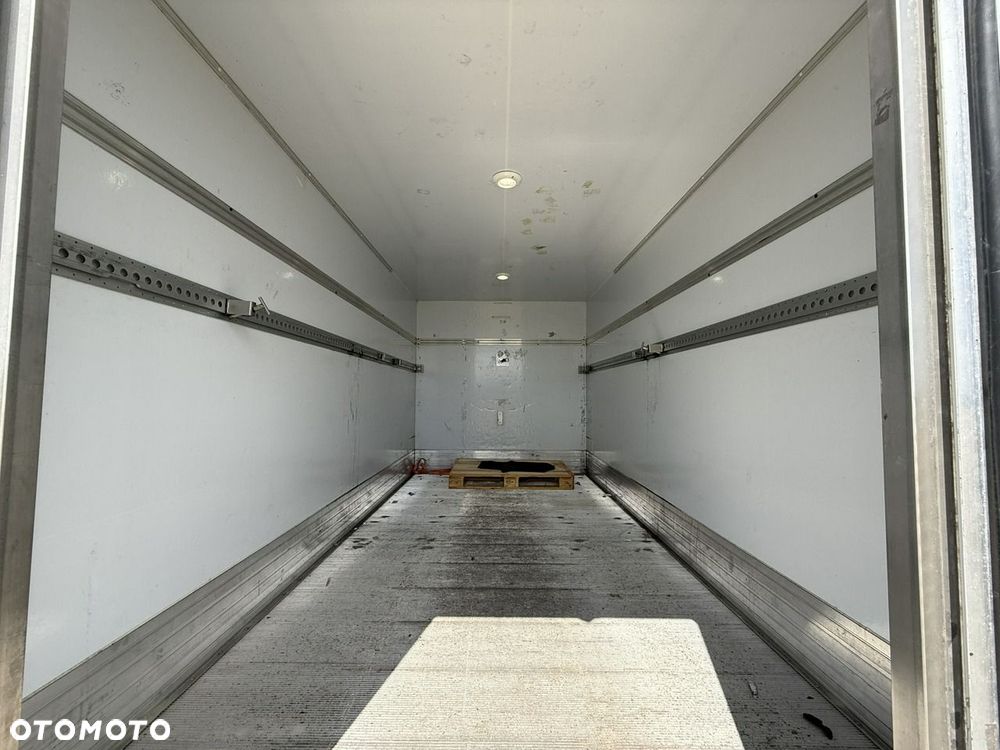Volkswagen Crafter - 10