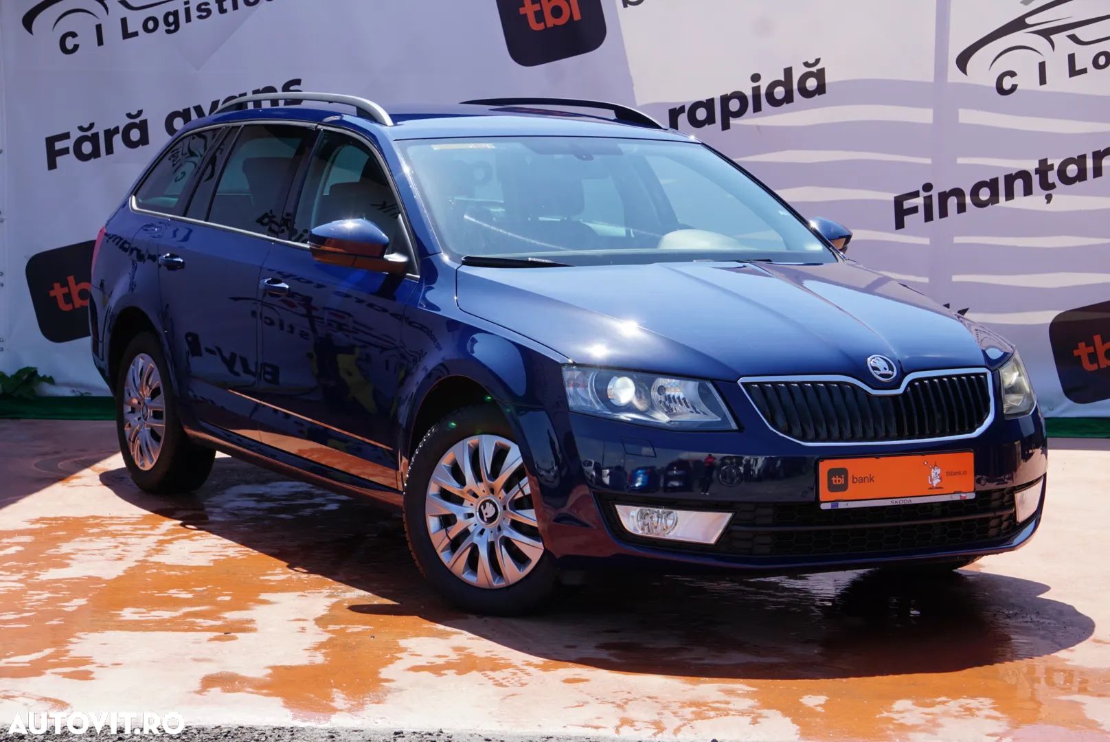 Skoda Octavia Combi 2.0 TDI Ambition - 1