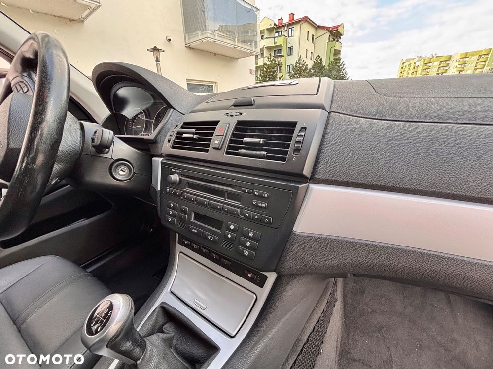 BMW X3 2.0d - 8