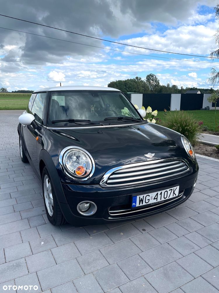 MINI Cooper Standard - 1