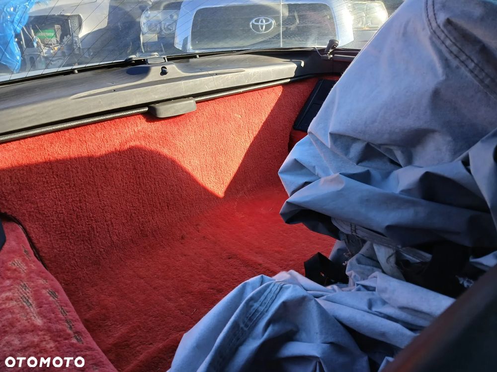 Chevrolet Corvette - 25