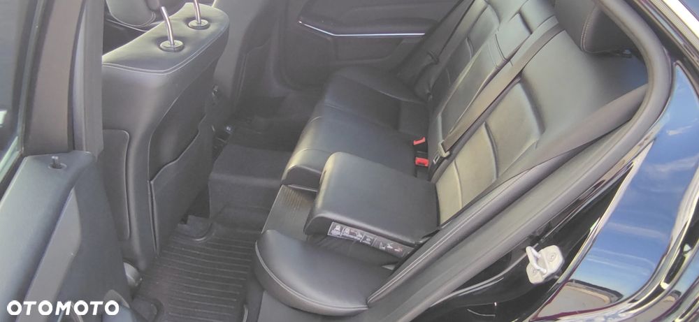 Mercedes-Benz Klasa E 200 BlueTEC 7G-TRONIC Avantgarde - 4