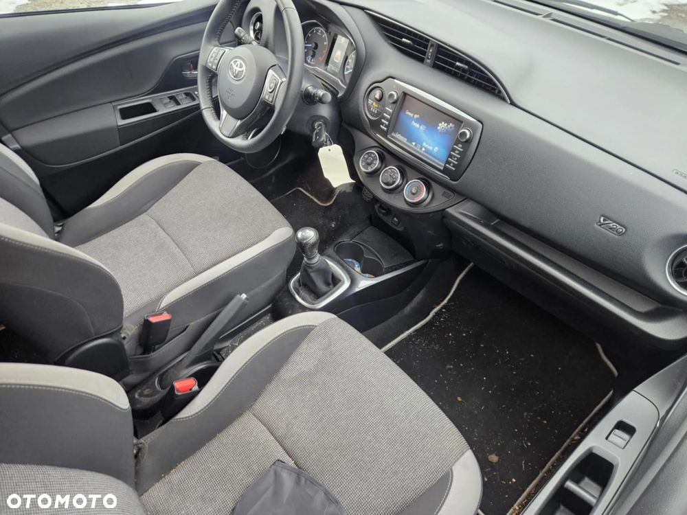 Toyota Yaris 1.5 20th Anniversary - 14