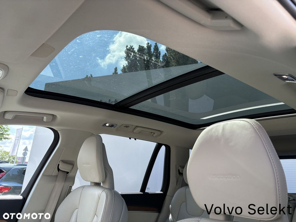 Volvo XC 90 - 23