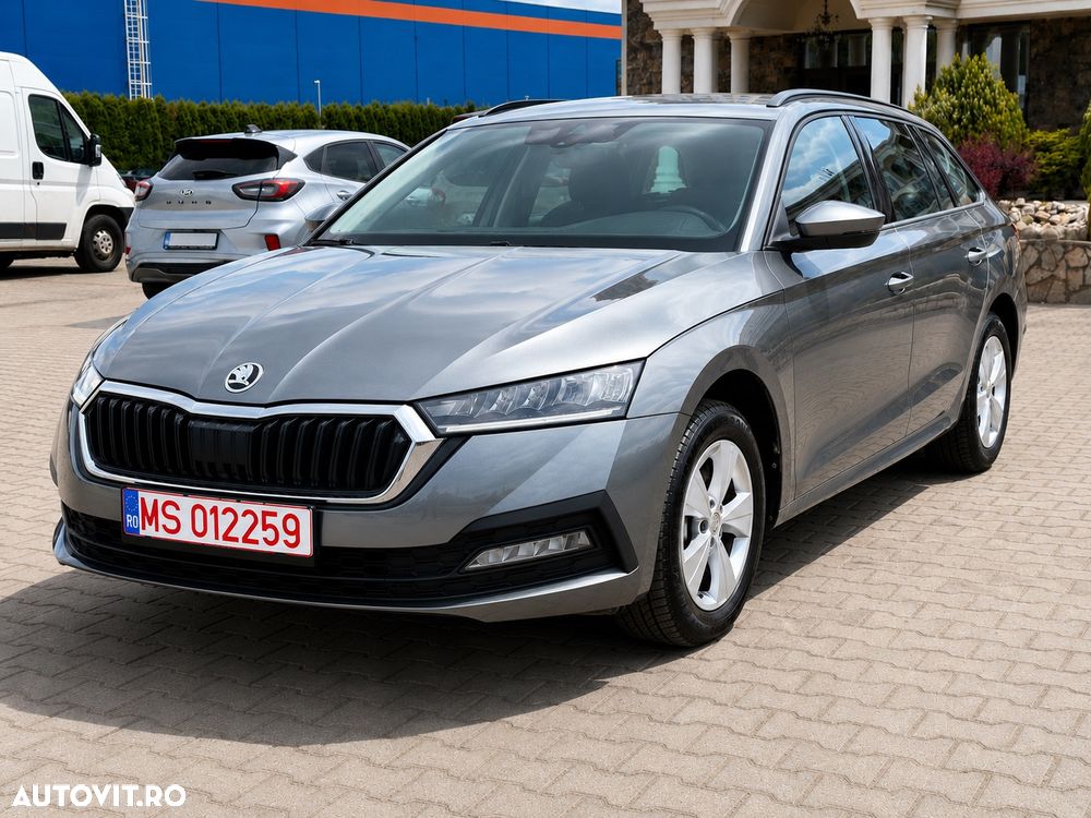 Skoda Octavia 2.0 TDI DSG Style - 2