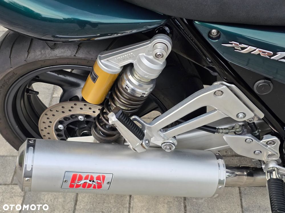 Yamaha XJR - 12