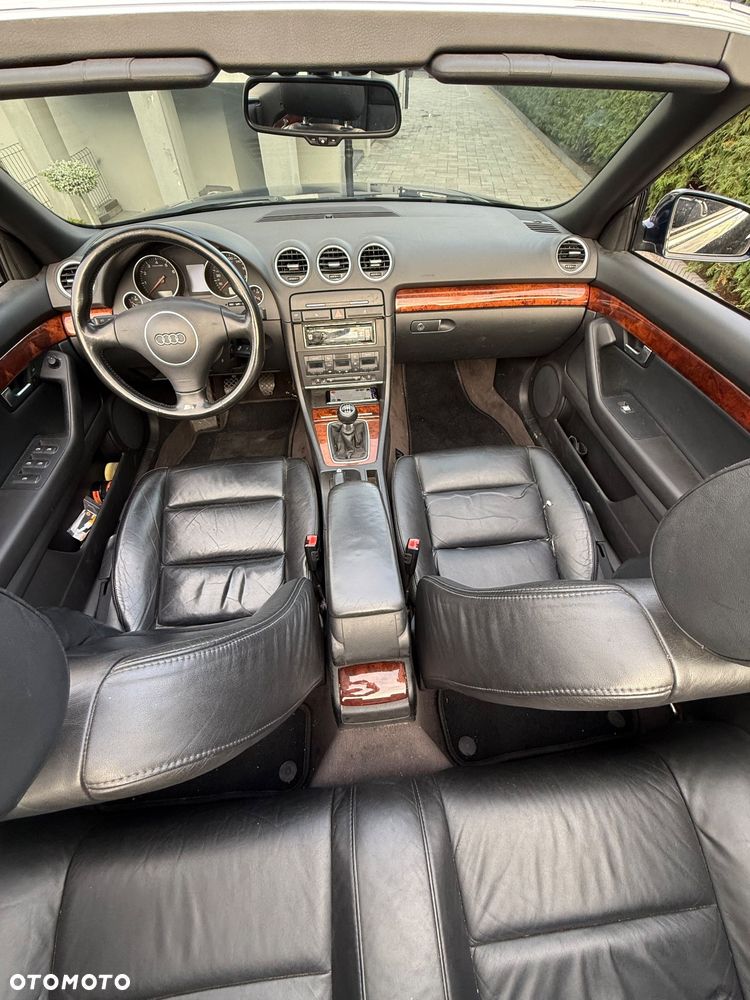 Audi A4 - 24
