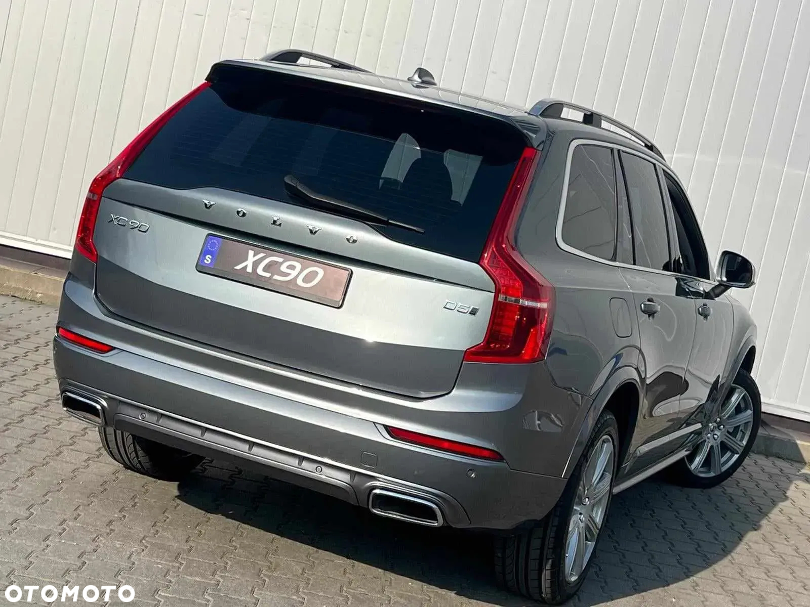 Volvo XC 90 - 7