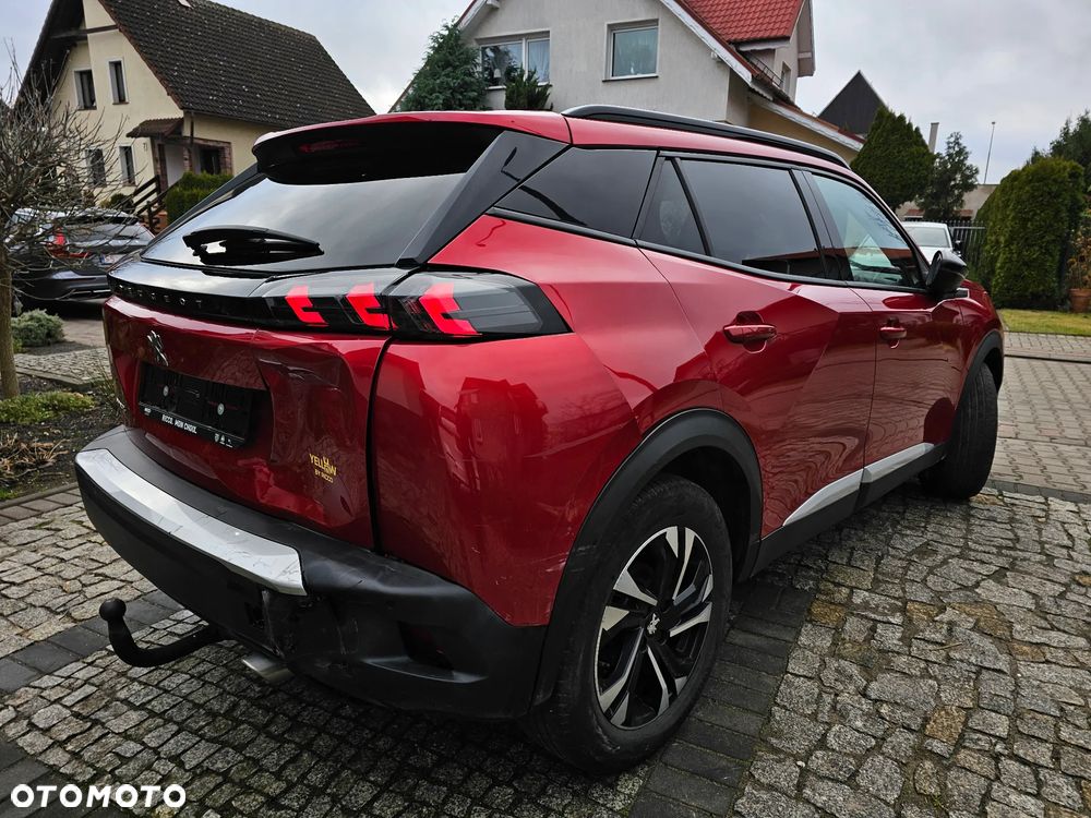 Peugeot 2008 1.5 BlueHDi Allure S&S - 2