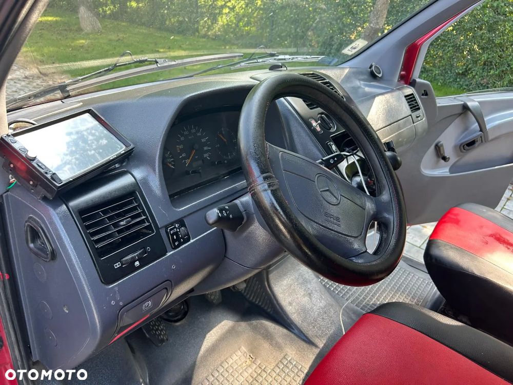 Mercedes-Benz Vito 110 D - 1