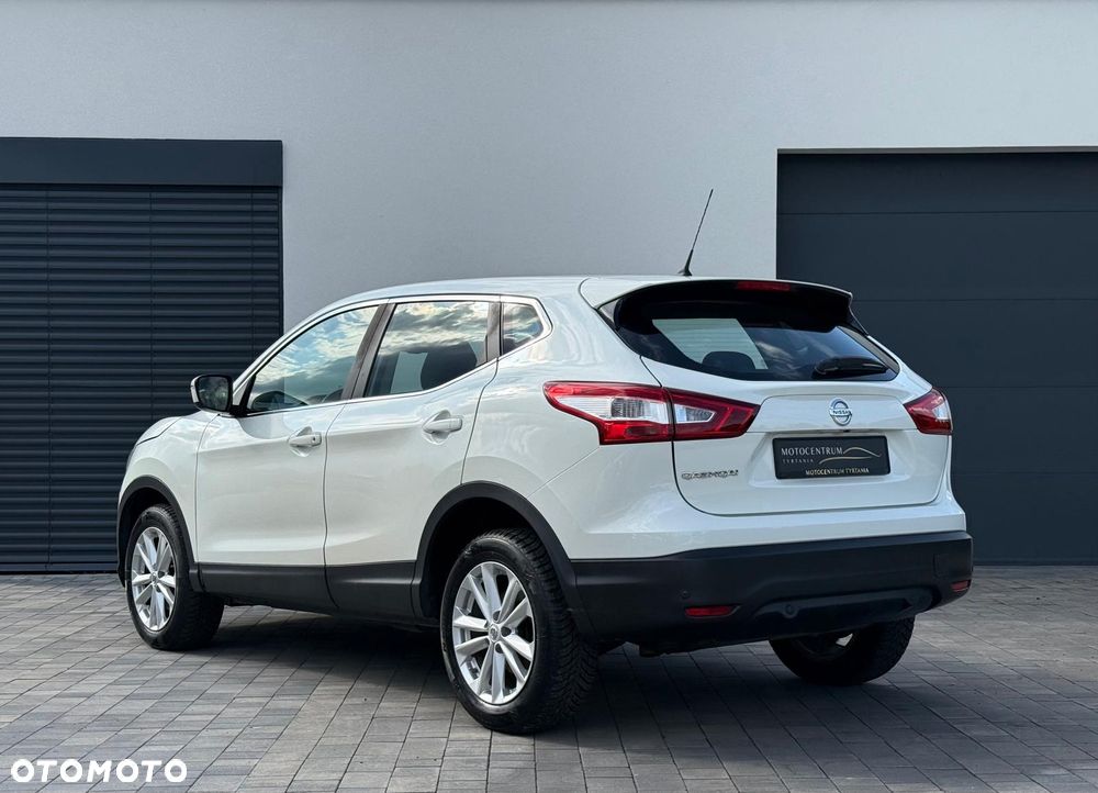 Nissan Qashqai 1.6 DIG-T 360 - 6