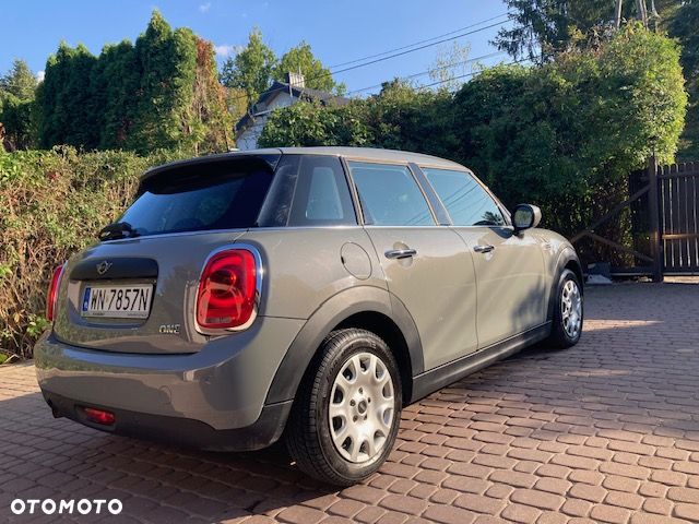 MINI Cooper Standard - 5