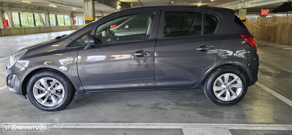 Opel Corsa 1.2 Cosmo - 3