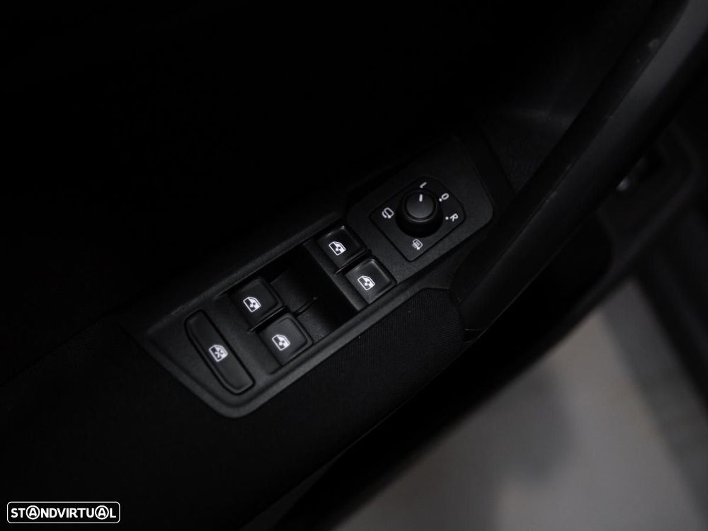 VW Tiguan 1.4 TSI eHybrid Life DSG - 31