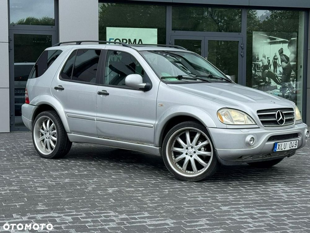 Mercedes-Benz ML - 13