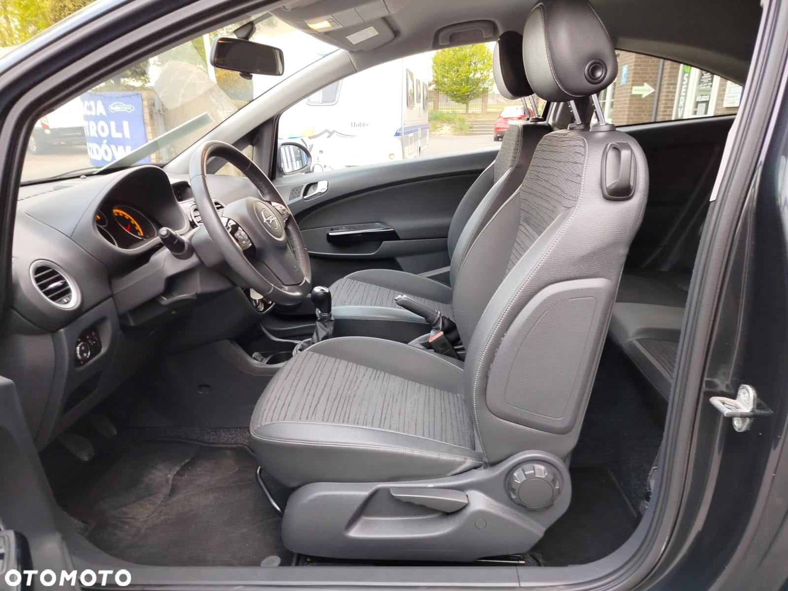 Opel Corsa 1.4 16V Color Edition - 25