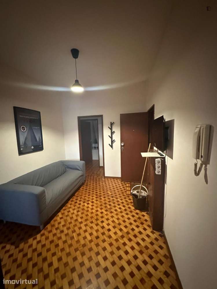 Apartamento com 4 quartos - localizado em Cedofeita Porto - Grande imagem: 4/34