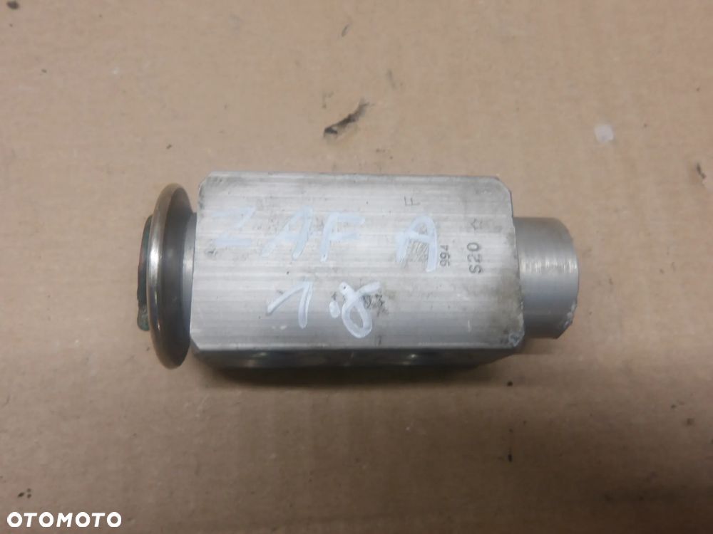 OPEL ZAFIRA A LIFT 1.8B ZAWÓR ROZPRĘŻNY KLIMATYZACJI - 2