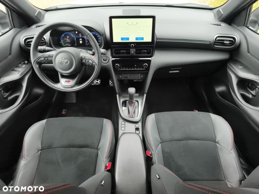 Toyota Yaris Cross Hybrid 1.5 GR Sport - 11