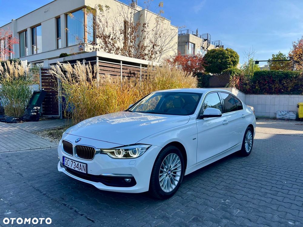 BMW Seria 3 318i Luxury Line - 3