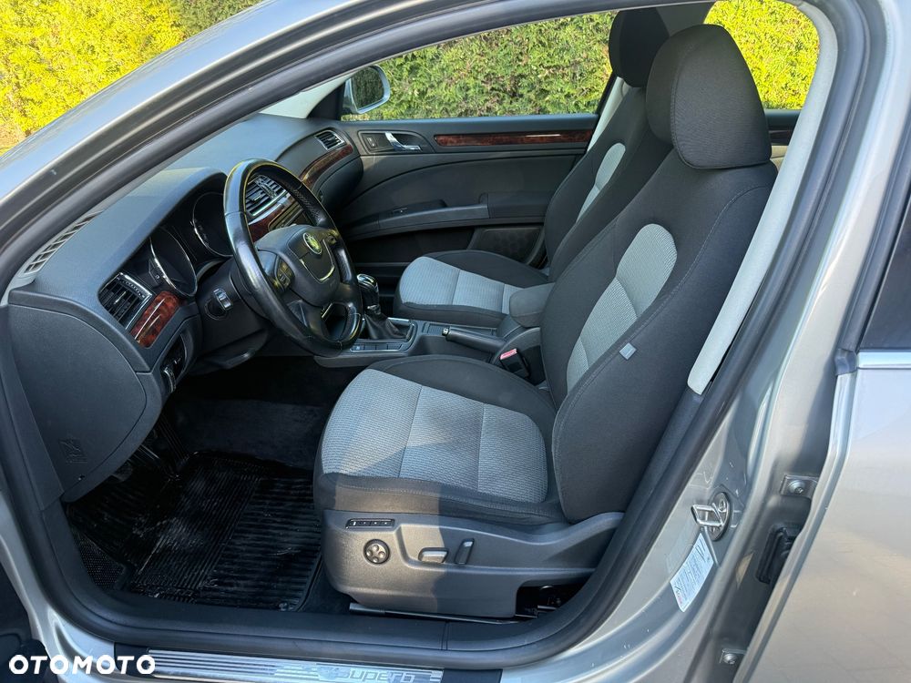 Skoda Superb 1.4 TSI Exclusive - 13