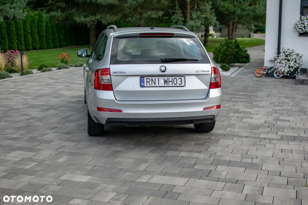Skoda Octavia - 4