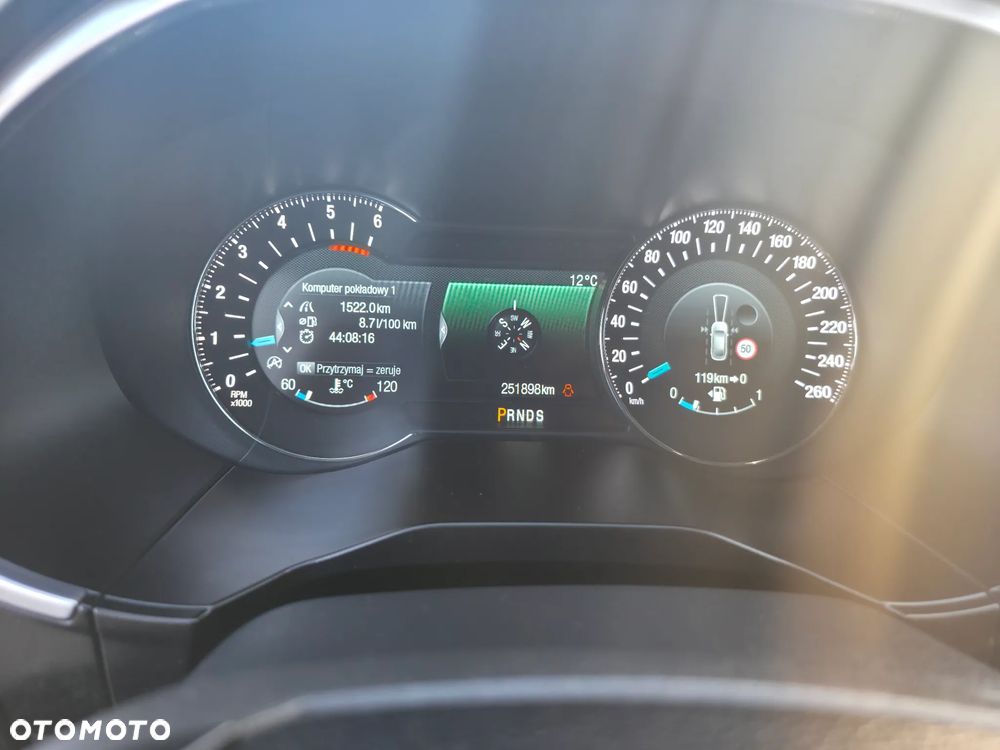 Ford S-Max 2.0 TDCi Titanium PowerShift - 7