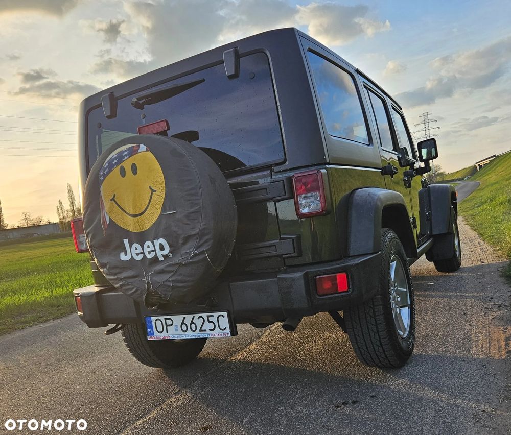 Jeep Wrangler 2.8 CRD Unlim Rubicon - 19