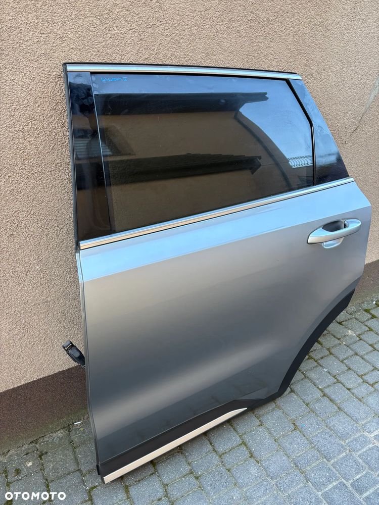 Drzwi tyl tylne Kia Sorento IV 4  - lewa strona - oryginalne kod koloru KLG - 3