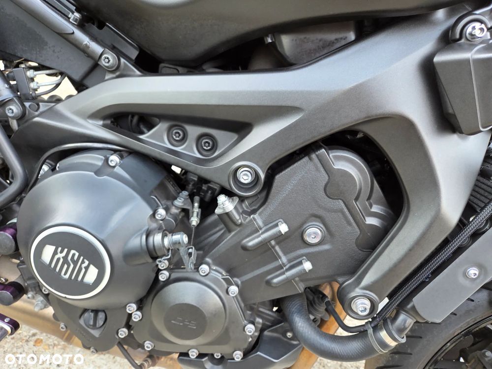 Yamaha XSR - 17