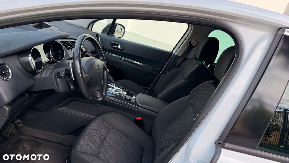 Peugeot 3008 - 13
