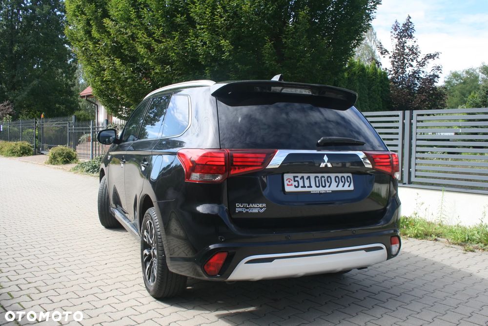 Mitsubishi Outlander Intense + - 22