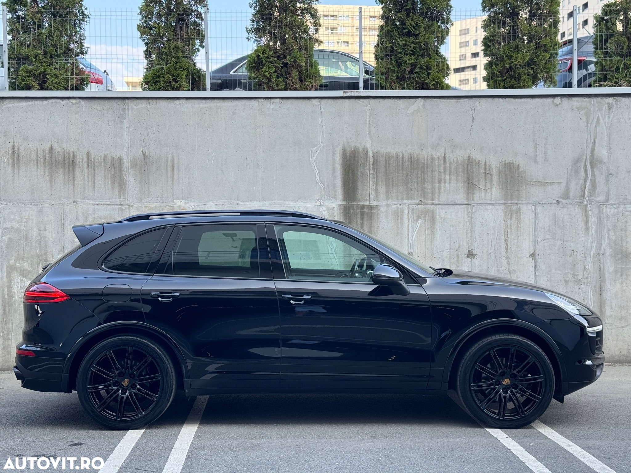 Porsche Cayenne Diesel Platinum Edition - 10