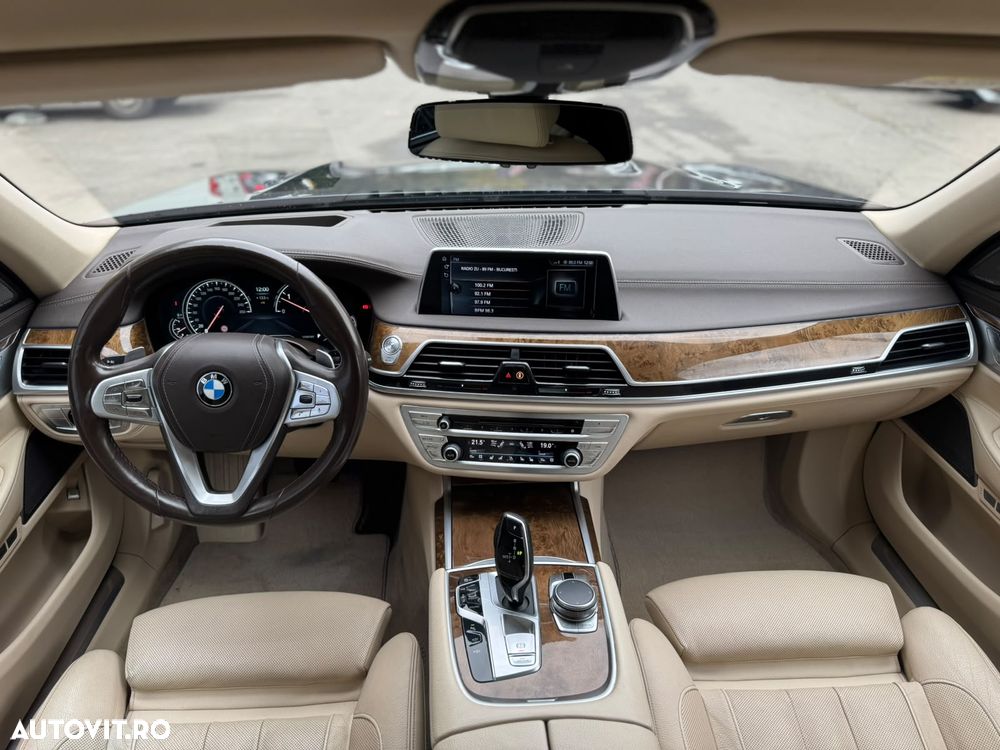 BMW Seria 7 740d xDrive - 10