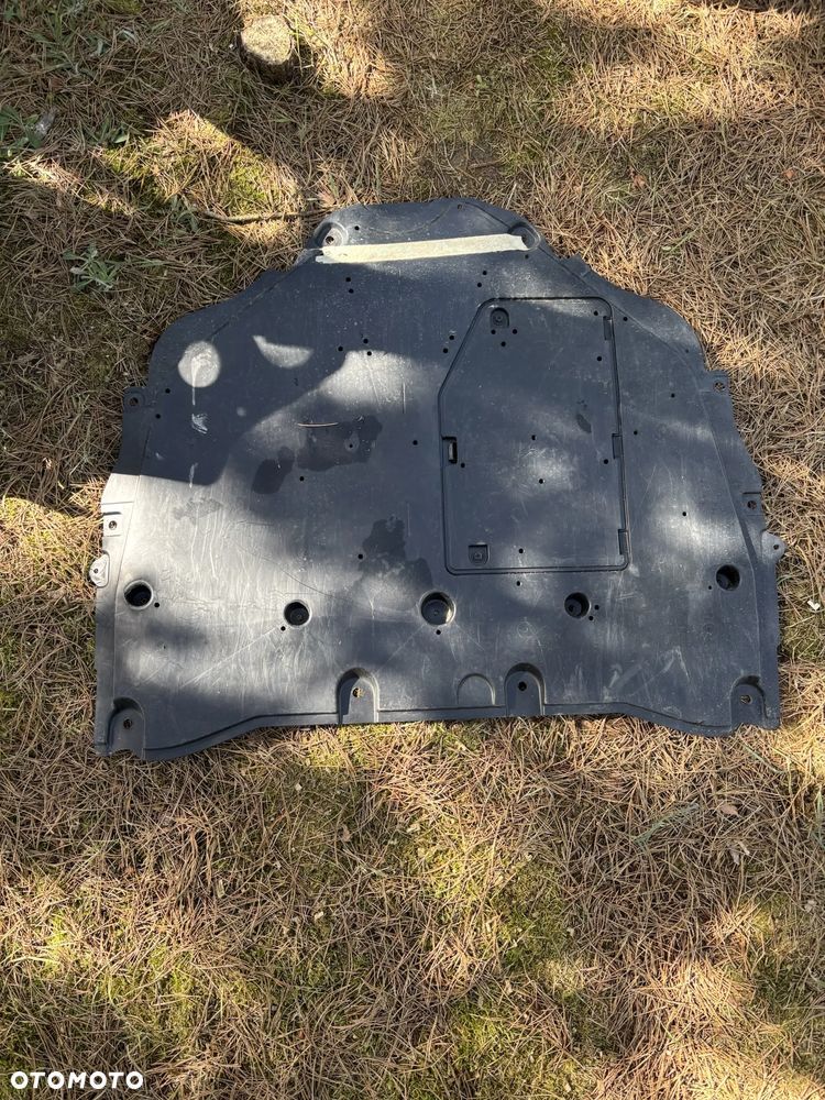 Osłona pod silnik Toyota Yaris IV