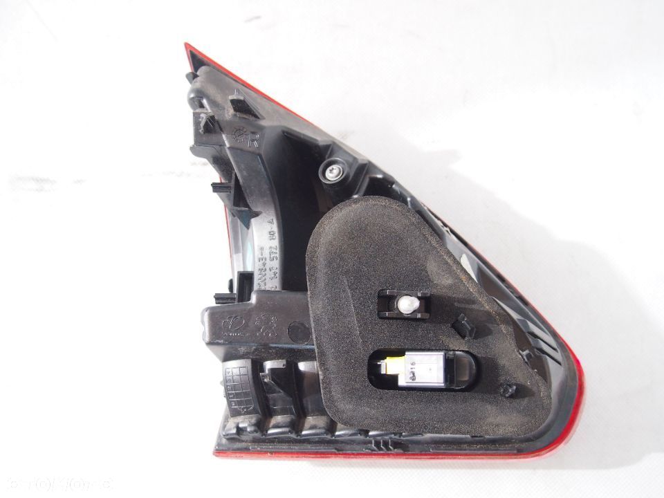Peugeot 2008 FL 16r Lampa prawa tyl tylna klapa 2016 Lift - 3