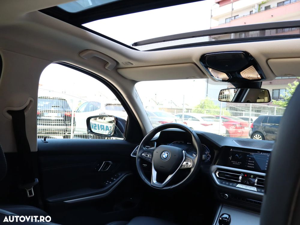 BMW Seria 3 330e Aut. Sport Line - 16
