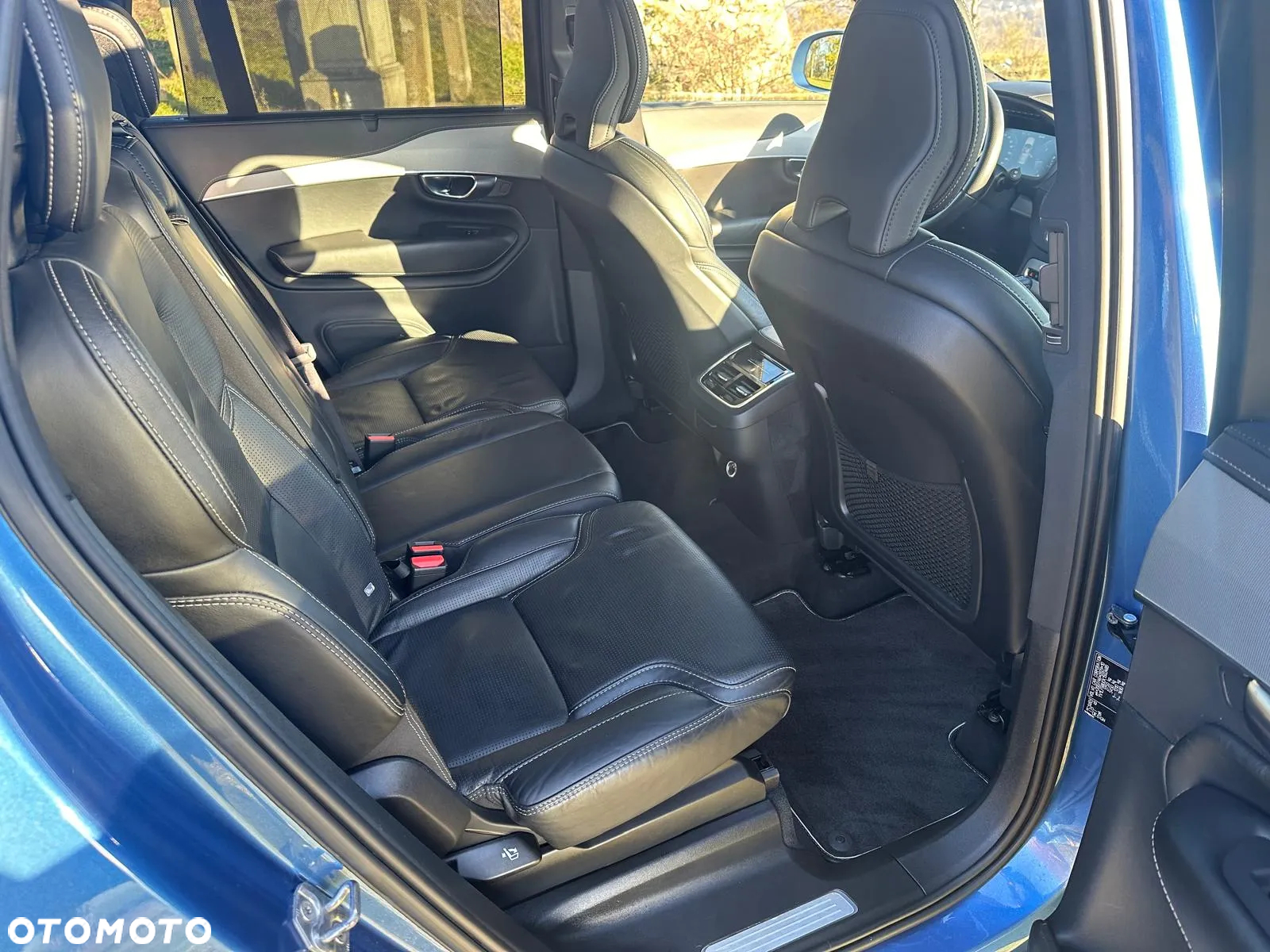 Volvo XC 90 D5 AWD R-Design 7os - 21