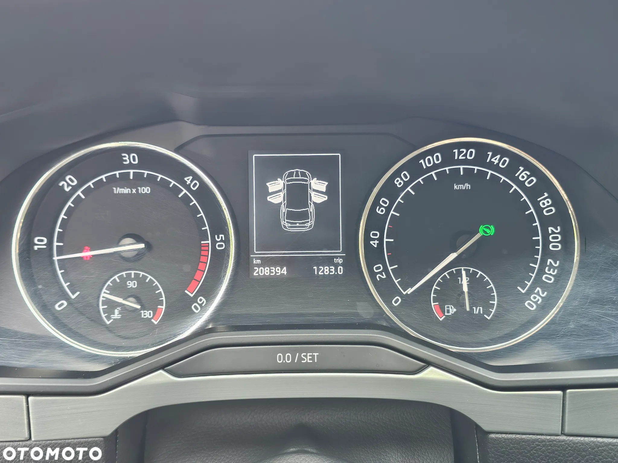 Skoda Superb 2.0 TDI DSG Premium Edition - 20