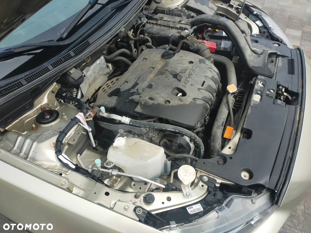 Mitsubishi Lancer 1.8 Intense - 20