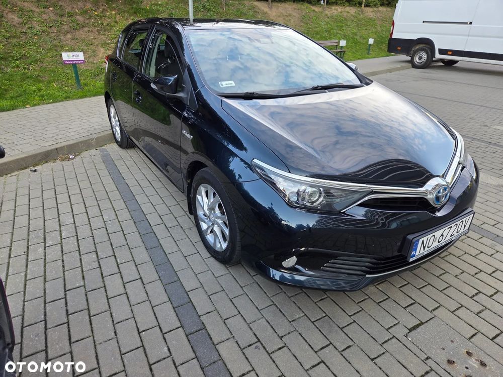 Toyota Auris 2016 photo 5