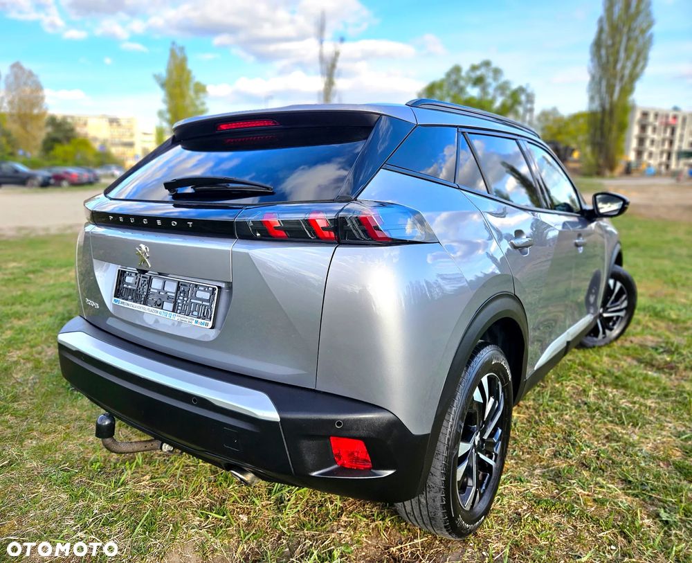 Peugeot 2008 1.5 BlueHDi Allure S&S EAT8 - 11