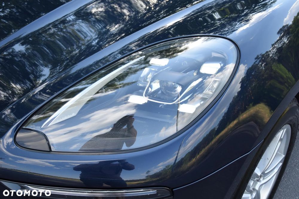 Porsche Macan Standard - 32