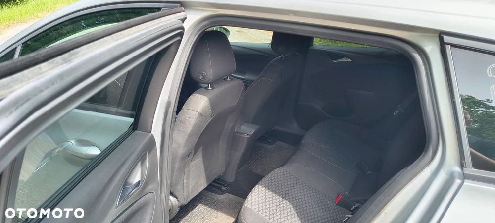 Opel Astra 1.4 T Enjoy - 17