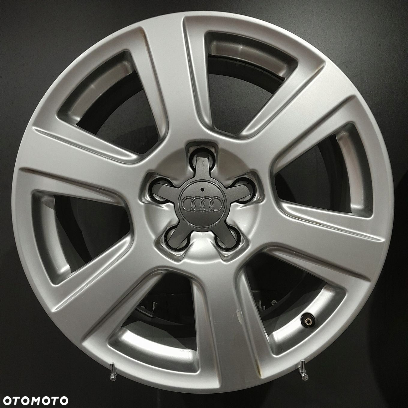 Felgi 17 5x112 Audi Q3, Q5, A4 B7 OE F504075-5 - 3