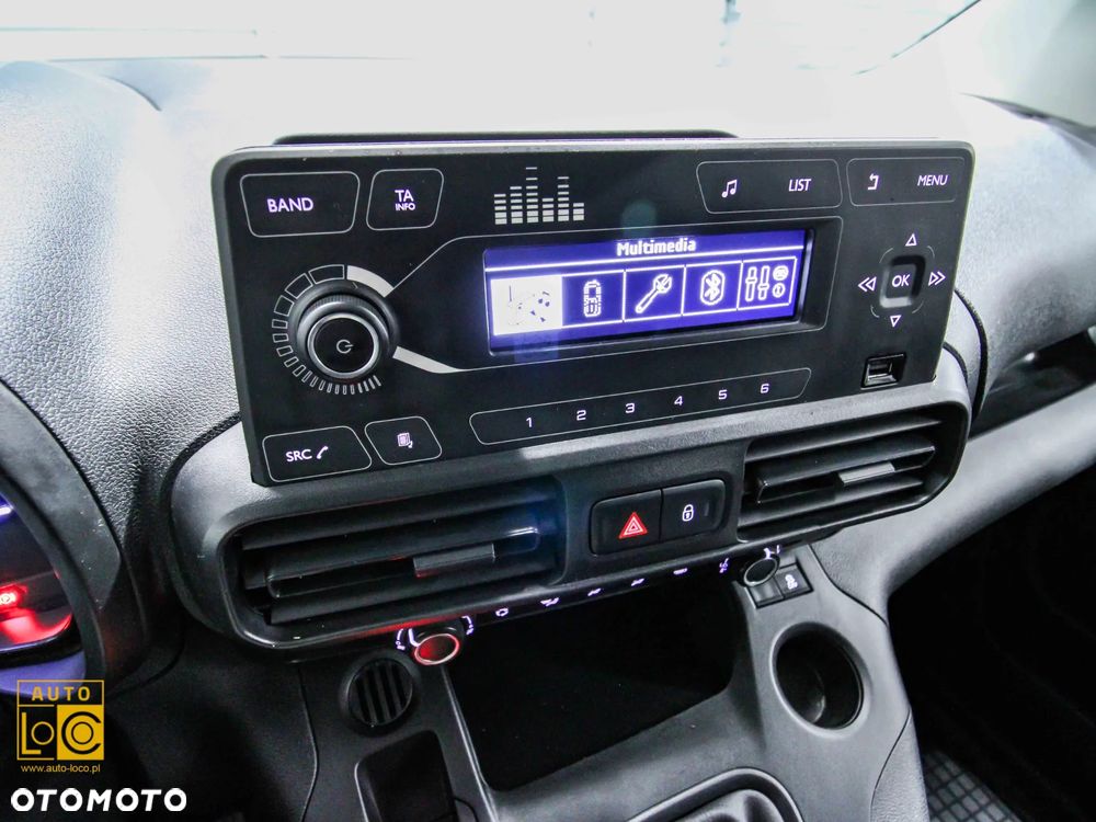 Citroën BERLINGO FURGON LONG L2 - 18