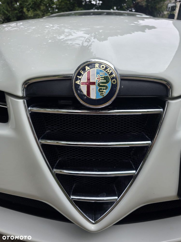 Alfa Romeo Spider 2.0JTDM - 10