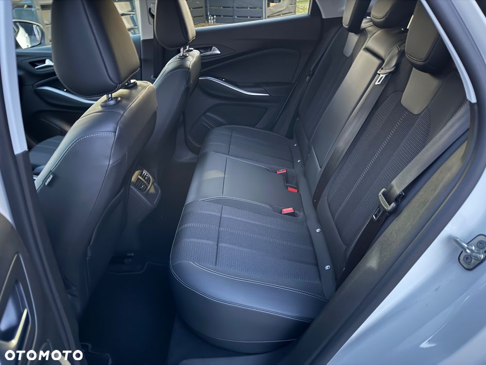 Opel Grandland Plug-in-Hybrid 1.6 DI Automatik GS Line - 15