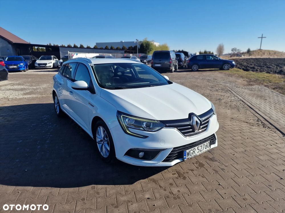 Renault Megane 1.5 dCi Bose EDC - 6